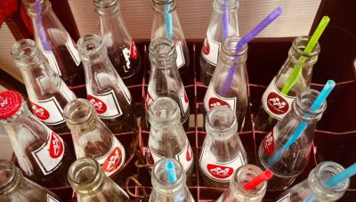 Φόρο στα αναψυκτικά που περιέχουν ζάχαρη επιβάλλει από το 2028 η Γερμανία