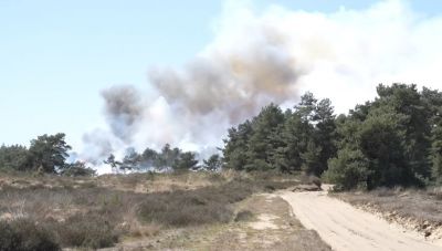 Ολλανδία: Εκκενώθηκε το αεροδρόμιο Κέμπεν λόγω πυρκαγιάς κοντά σε στρατιωτικό κέντρο