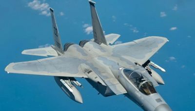 Κατάρριψη F-15: Ιρανοί πολίτες πήραν τα όπλα και ψάχνουν τον Αμερικανό πιλότο για τα 60.000 δολάρια