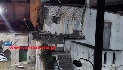 Κατέρρευσε μπαλκόνι σε χωριό της Μεσαράς (Φωτο)