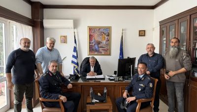 Συνάντηση Δημάρχου Φαιστού, Γρηγόρη Νικολιδάκη, με τον Αστυνομικό Διευθυντή Ηρακλείου, Ταξίαρχο Πάρη Χηνόπουλο
