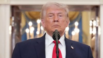 Τραμπ: «Αν δεν τηρηθεί η συμφωνία για εκεχειρία, θα ξεκινήσει το πιστολίδι»