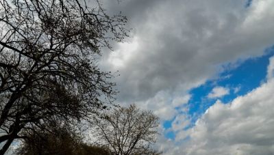 Με σύννεφα, βροχές και καταιγίδες ο καιρός της Μ. Πέμπτης-Μικρή πτώση της θερμοκρασίας