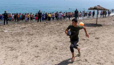 Κρίση στη Θέουτα: 22 χώρες της ΕΕ, ανάμεσά τους η Ελλάδα, καταδικάζουν τη μεταναστευτική πολιτική του Σάντσεθ