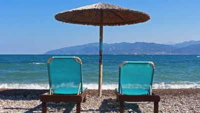 Κρήτη και Ρόδος κρατούν ψηλά τον πήχη της τουριστικής κίνησης - Το στοίχημα μετά τον Αύγουστο