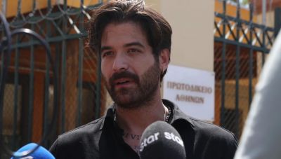 Στις 3 Σεπτεμβρίου η δίκη του Άρη Μουγκοπέτρου – Δεν εμφανίστηκε στο αυτόφωρο ο μουσικός