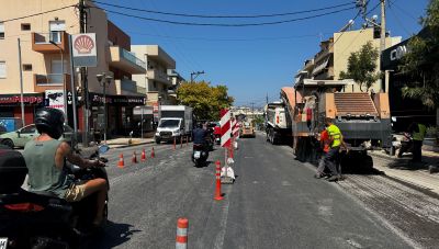 Σε πλήρη εξέλιξη ασφαλτοστρώσεις, οδικά έργα και συντηρήσεις πρασίνου και οδοφωτισμού στο Δήμο Ηρακλείου