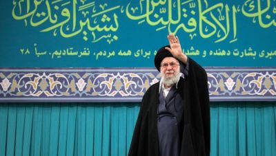 Ιράν: Μια αμερικανική επίθεση θα πυροδοτούσε «περιφερειακό πόλεμο», προειδοποίησε ο αγιατολάχ Χαμενεΐ