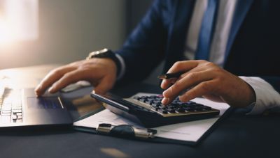 Τέλος τα εικονικά τιμολόγια: Έρχεται παρακολούθηση του ΦΠΑ σε real time
