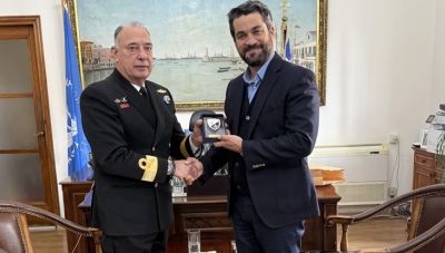 Στον Δήμαρχο Χανίων ο νέος Διοικητής του Ναυστάθμου Κρήτης