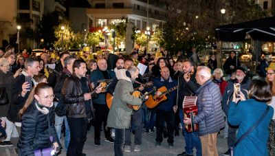 Ρεθεμνιώτικο Καρναβάλι- Καντάδες: Μελωδίες και αναμνήσεις «βγήκαν σεργιάνι» στην παλιά πόλη