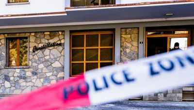 Κραν Μοντανά: Οργή από τους συγγενείς των θυμάτων της φωτιάς - Προπηλάκισαν τους ιδιοκτήτες