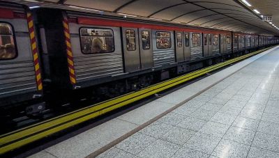Νεκρός ανασύρθηκε ο άνδρας που έπεσε στις γραμμές του μετρό