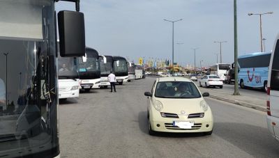 Στα “ύψη” η επιβατική κίνηση στα ελληνικά αεροδρόμια και οι νέες ξενοδοχειακές επενδύσεις