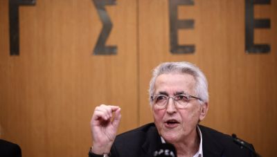 Δεν παραιτείται ο Παναγόπουλος – «Ηγούμαι της ΠΑΣΚΕ που είναι αυτόνομη και ακηδεμόνευτη» απαντά στο ΠΑΣΟΚ