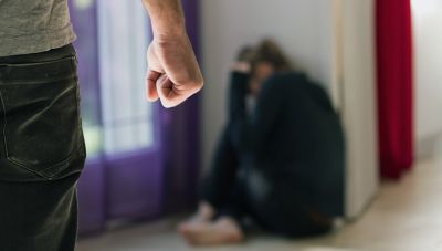 Βόλος: Ξυλοκόπησε τη σύζυγό του επειδή τον ξύπνησε