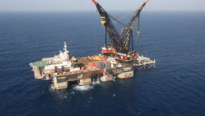 Αύριο η υπογραφή των συμβάσεων με Chevron-Helleniq Energy-Τέλη 2026 ξεκινούν οι σεισμικές έρευνες νότια της Κρήτης