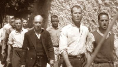 Κακλαμάνης: Αν δεν υπάρχει κώλυμα, η Βουλή θα προσπαθήσει να αγοράσει τις φωτογραφίες των 200 εκτελεσθέντων στην Καισαριανή
