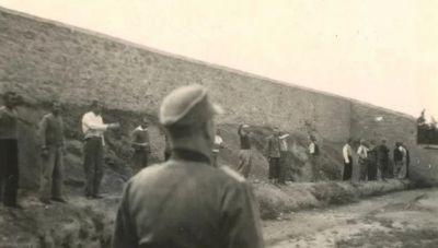 Ταυτοποιήθηκαν δύο εκτελεσθέντες της Καισαριανής -Αποσύρθηκαν από το ebay οι φωτό, προσπάθεια από την Αθήνα να τις αποκτήσει