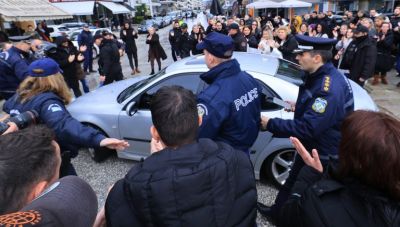 Απολογείται σήμερα ο ιδιοκτήτης του «Βιολάντα» – Σφραγίστηκε δεύτερο εργοστάσιο στη Φαρκαδόνα