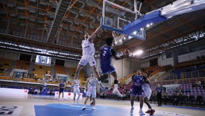 Ηρακλής – Μύκονος 93-65: Άνετα στον ημιτελικό του Κυπέλλου μπάσκετ στο Ηράκλειο