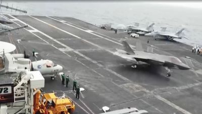 ΗΠΑ: Έκκληση για ειρήνη εν μέσω προετοιμασίας πολέμου με το Ιράν – Αυτοσυγκράτηση ζητά η Ρωσία