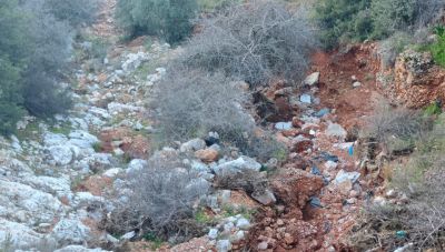 Μυστήριο με τη δολοφονία του 27χρονου Κρητικού επιχειρηματία που βρέθηκε νεκρός σε ρέμα στη Νέα Πέραμο