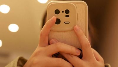 «Μπλόκο» στα Social Media των 15άρηδων: Τι θα περιλαμβάνει το νομοσχέδιο