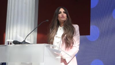 Συνάντηση της Κίμπερλι Γκίλφοϊλ με Αμερικανούς Γερουσιαστές