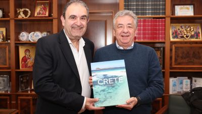 Με τον Αναπληρωτή Πρόεδρο της ΕΠΟ και την Εθνική Ομάδα Ποδοσφαίρου Γυναικών, συναντήθηκε ο Στ. Αρναουτάκης