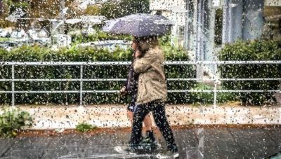 Βελτιωμένος σήμερα ο καιρός, νέα μεταβολή από αύριο με βροχές και αφρικανική σκόνη