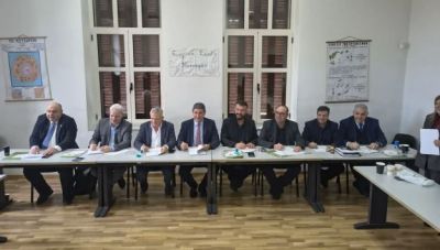 ΠΟΓΕΔΥ: Ο Γόρδιος δεσμός της πολιτικής κάλυψης δεν λύνεται-κόβεται