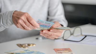 Αρχίζει το… ψαλίδι στις συντάξεις – Δείτε αναλυτικά