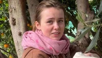 Λόρα: Ο διάλογος της 16χρονης με τον νεαρό που τη συνόδευε στο αεροδρόμιο