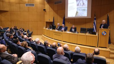 Το «αγκάθι» της λειψυδρίας και η ορθή διαχείριση του νερού στο επικεντρο - Τι ειπώθηκε στο Επιμελητήριο Ηρακλείου