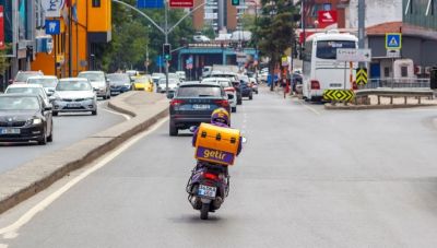 Η Uber επεκτείνεται στην Τουρκία – Αγοράζει το χαρτοφυλάκιο διανομής της Getir