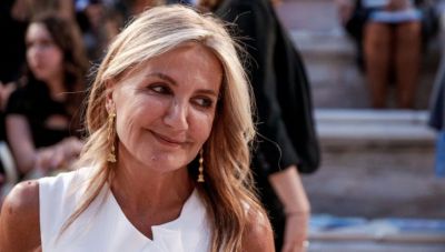 Εξιτήριο από το ΚΑΤ για την Μαρέβα Μητσοτάκη μετά το χειρουργείο στα δύο χέρια