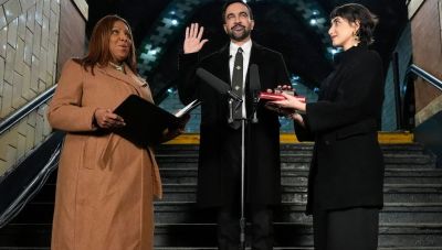 Ο Ζοχράν Μαμντάνι ορκίστηκε δήμαρχος της Νέας Υόρκης