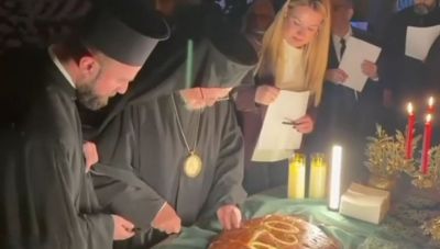 Τα μαχαίρια «πρόδωσαν» τον Πατριάρχη Βαρθολομαίο στην κοπή της πίτας των ομογενών της Κωνσταντινούπολης: Κακός οιωνός, σχολίασε