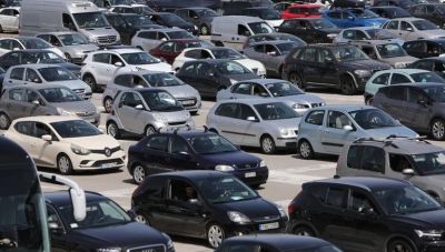Αλμα 23,8% στις πωλήσεις αυτοκινήτων τον Δεκέμβριο