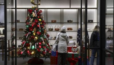 Οικονομία: Γιατί οι Αμερικανοί νιώθουν φτωχότεροι