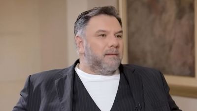 Γρηγόρης Αρναούτογλου: Το συγκινητικό βίντεο μέσα από το γραφείο του Γιώργου Παπαδάκη