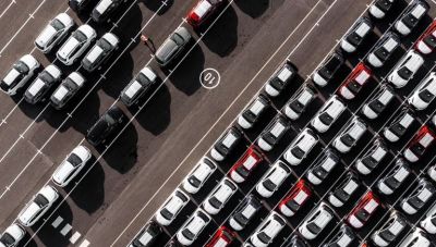 Αυτοκίνητο: Πλήγμα οι απειλές Trump για τη βιομηχανία