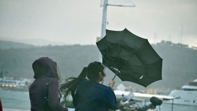Meteo: Έσπασε το ρεκόρ βροχόπτωσης στην Αττική – Οι περιοχές που «πνίγηκαν»