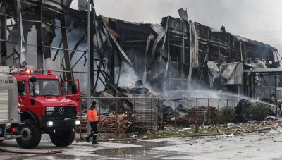 Τραγωδία στα Τρίκαλα: Εντοπίστηκε και η πέμπτη σορός στο εργοστάσιο «Βιολάντα»