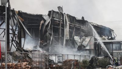 Θρήνος στα Τρίκαλα για τις γυναίκες που απανθρακώθηκαν στη «Βιολάντα» – Τα σενάρια για την τραγωδία και η φονική έκρηξη