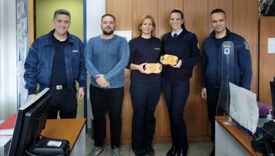 Πρωτοχρονιάτικο δώρο με συμβολισμό από την Ένωση Αστυνομικών Υπαλλήλων Ηρακλείου στα μέλη της
