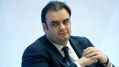 Πιερρακάκης: Το στεγαστικό αποτελεί εθνική πρόκληση και δεν μπορεί να αντιμετωπιστεί χωρίς τους ιδιοκτήτες ακινήτων
