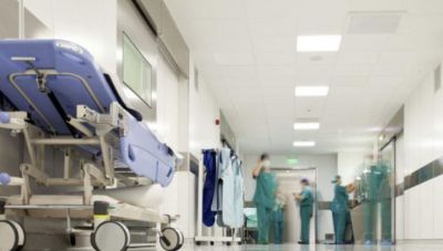 Ουρές στα νοσοκομεία λόγω γρίπης, COVID και RSV