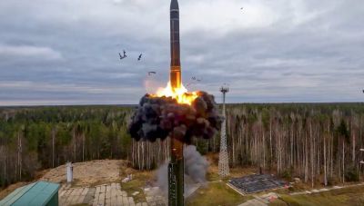 Ουκρανία: «Παγκόσμια απειλή» ο Ορέσνικ του Πούτιν, λέει το Κίεβο – «Απαιτεί παγκόσμιες απαντήσεις»